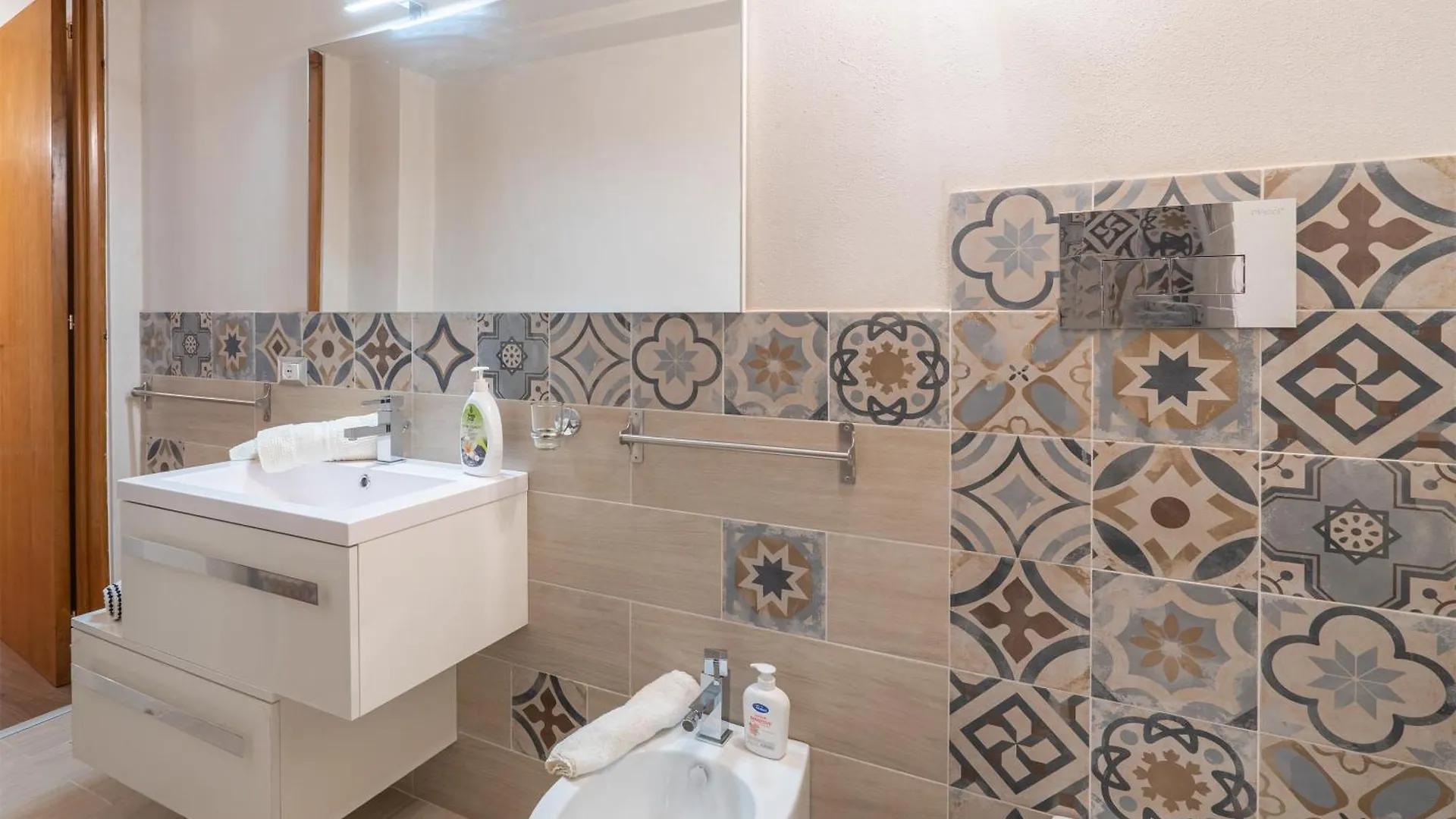 Sbarcadero Apartment